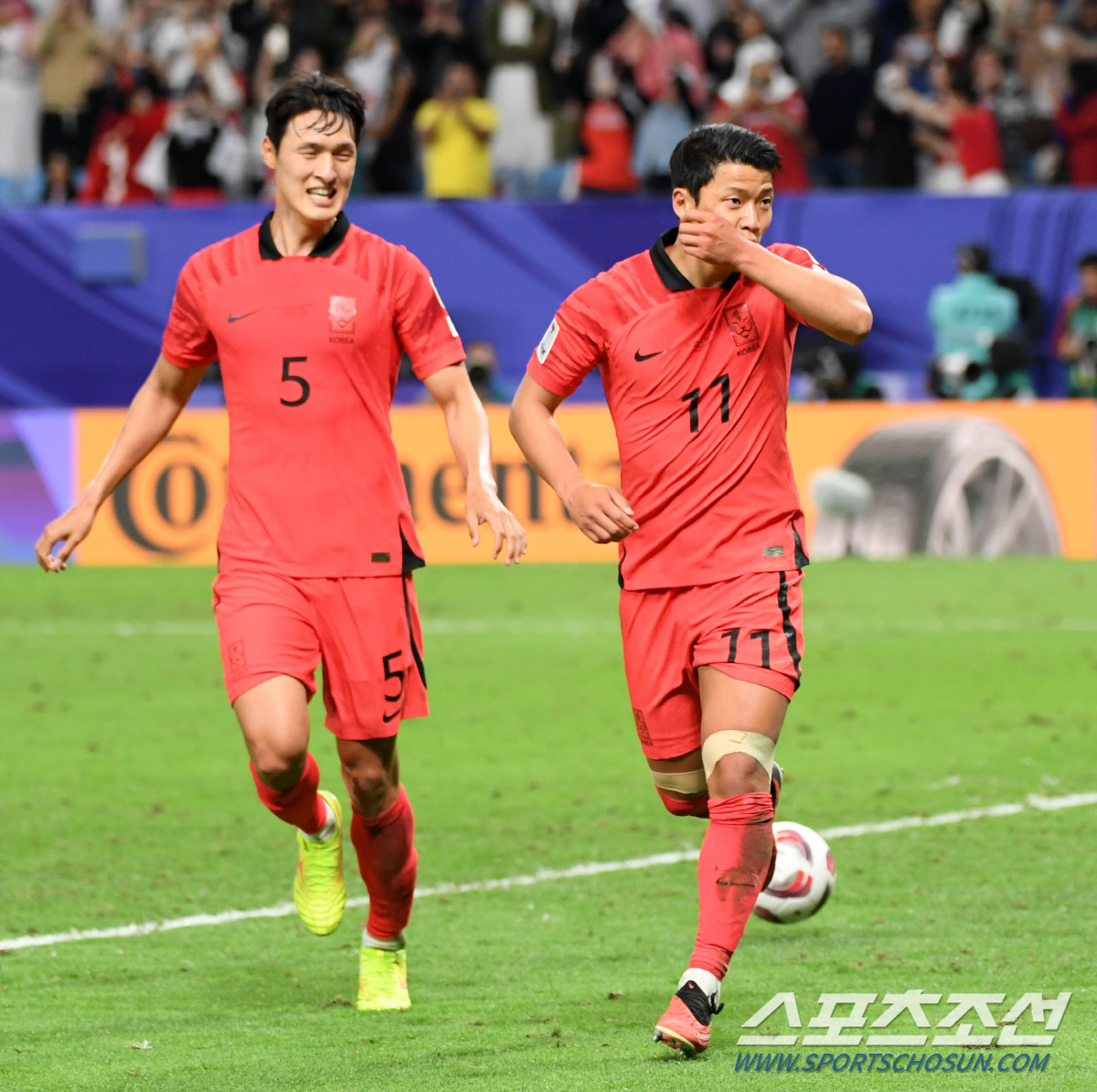 [호주전Live]'손흥민 역전 프리킥골!' 한국 2-1 호주 연장전 진행…