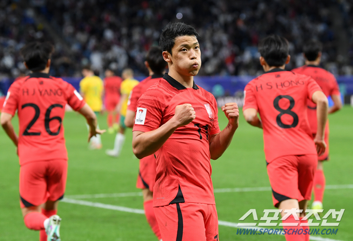 日언론, 韓 저력에 감탄 "SON 슈퍼 프리킥! 미라클 4강, 4연속 추…