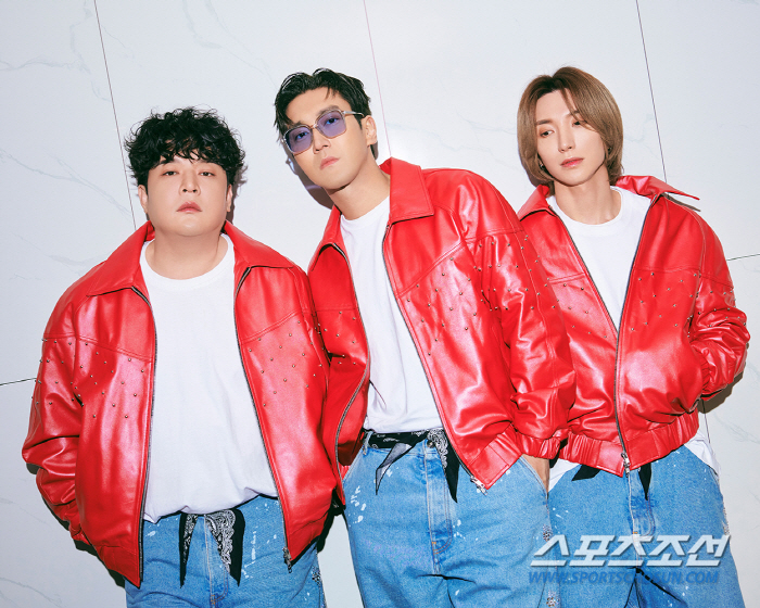 슈퍼주니어-L.S.S., 3일 신곡 공개→단독 콘서트…'유쾌한 3人' 에…