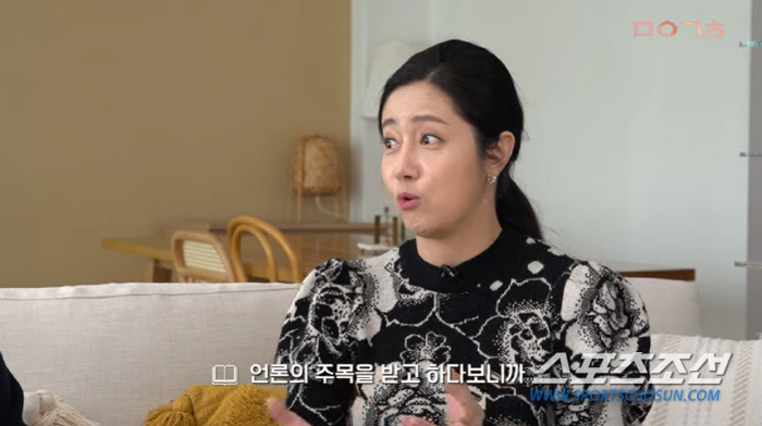 '스타 아나운서'의 입사 13개월만의 퇴사…'재벌 결혼→유학' 소문만 무…