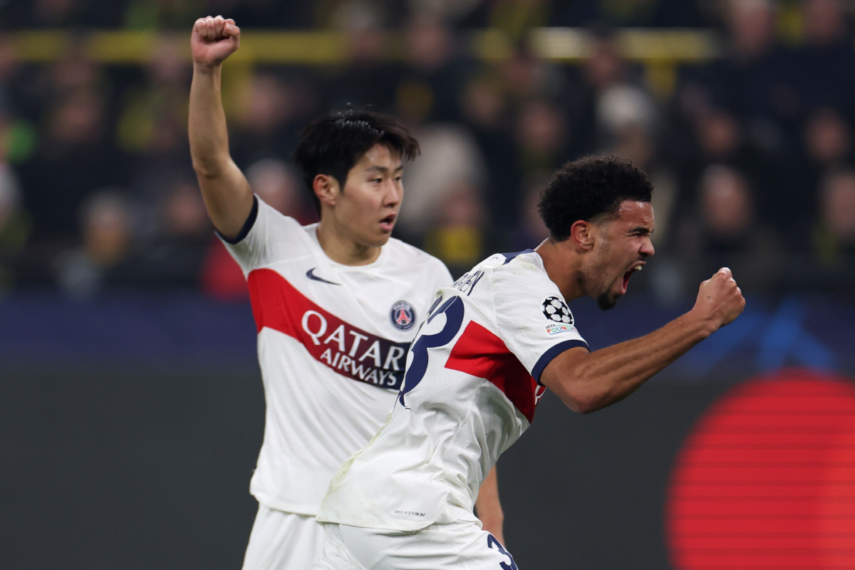 '손흥민-이강인이 한 팀에?' PSG, 역대급 코리안 듀오 결성 도전하나…