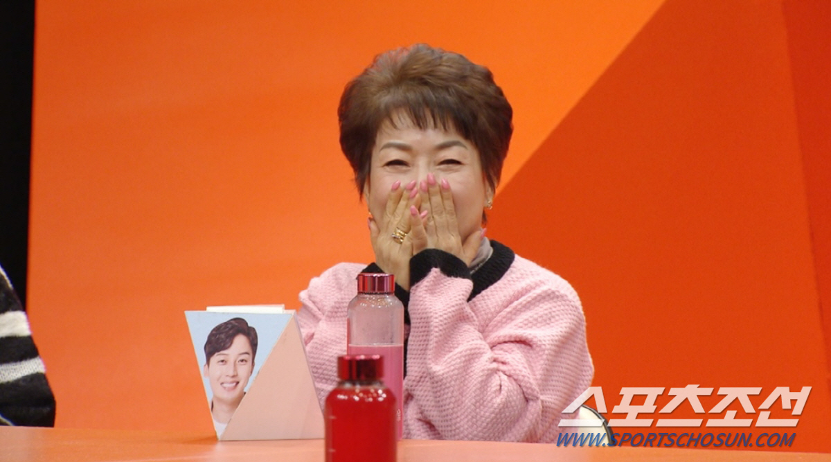 허경환, 미모의 女의사와 진지만 만남 포착돼. "저 아기 좋아해요" 깜짝…