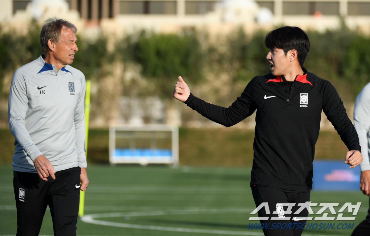 [카타르NOW]'VAR!' 김민재 훈련 중 승리 욕심 폭발…정몽규 회장 …