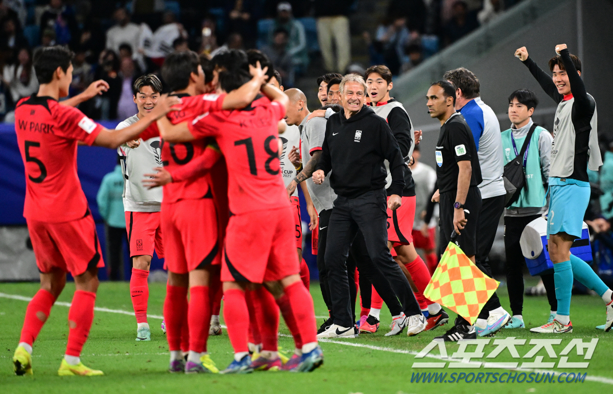 [카타르ON]전 세계 홀린 韓 '좀비축구', 끝났다고 생각한 순간 경기는…