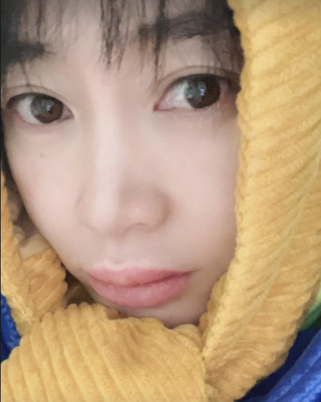 김혜수, 카메라와 거리 3cm..초밀착 클로즈업에도 당당한 '무결점 피부…