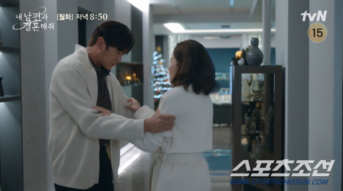나인우, '격렬 키스' 하던 박민영 내쫓아. "난 사랑하기 적합한 사람 …