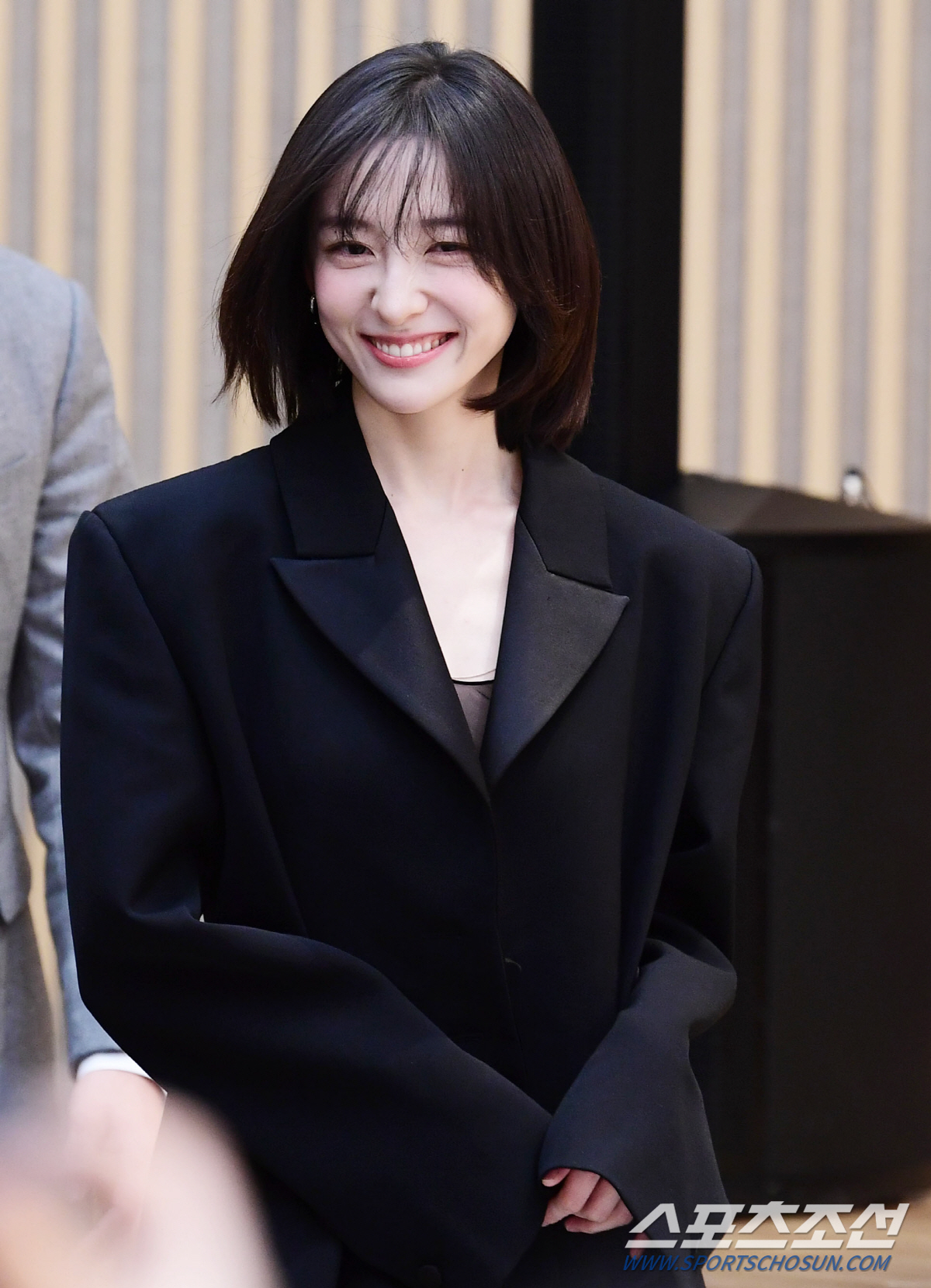 [SC줌人] 배우 박지현, 재벌집 며느리에서 강력계 형사로 변신 완료…"…