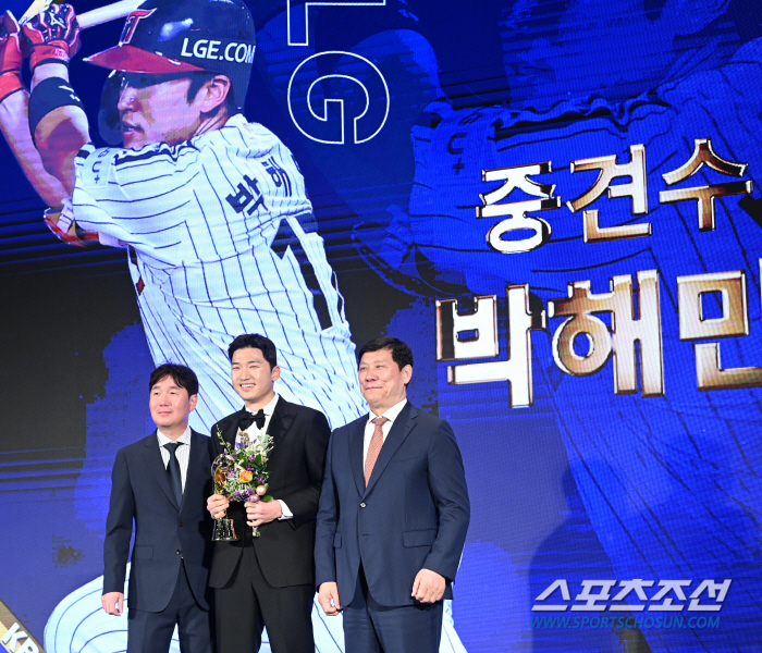 WBC 덕분에 '슬로스타터' 오명 날린 60억 FA의 4월 자신감. "올…