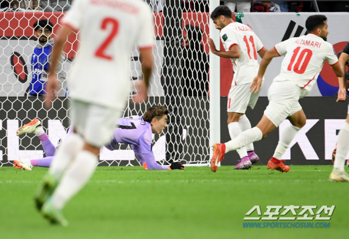 [카타르 현장리뷰]"클린스만 경질 불가피" 대한민국, '유효슈팅 0→도하…