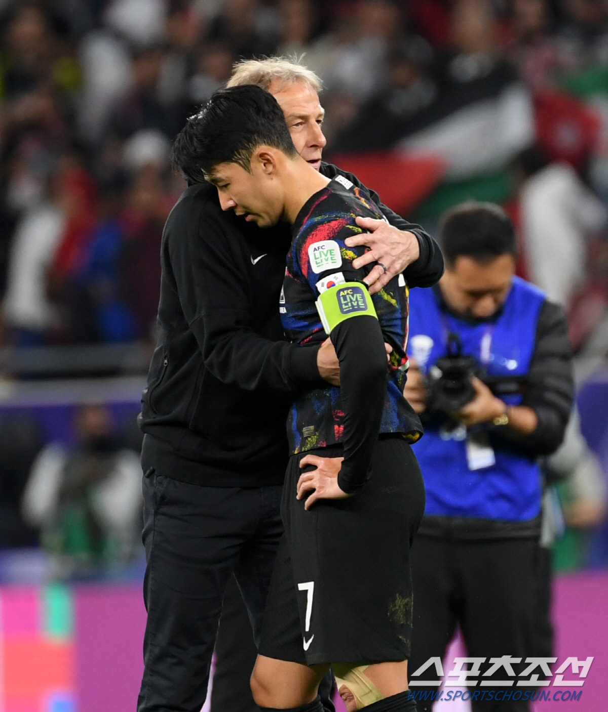 풋볼런던, SON 눈물도 안 말랐는데 "토트넘 복귀 확정..11일 브라이…