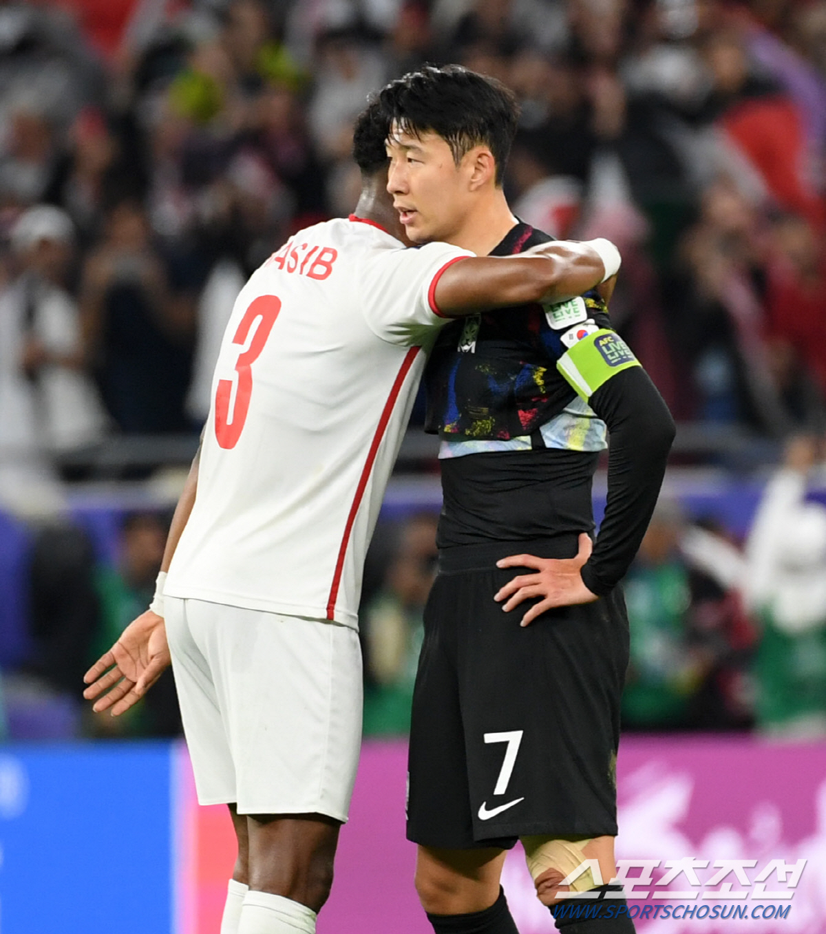 풋볼런던, SON 눈물도 안 말랐는데 "토트넘 복귀 확정..11일 브라이…