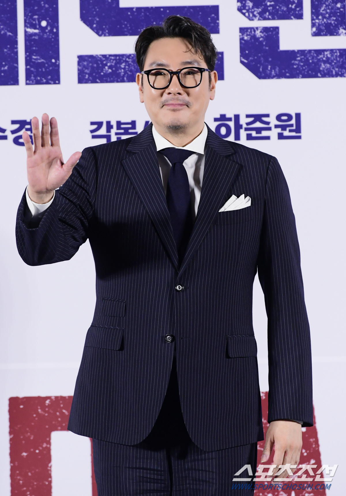 '데드맨' 조진웅, 날 것의 매력...설극장 흥행 정조준