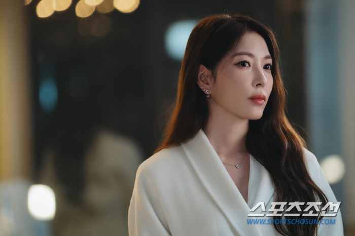 '악마 본색' 보아, 무해한 표정서 내뱉는 독설과 거침없는 행동에 '섬뜩…