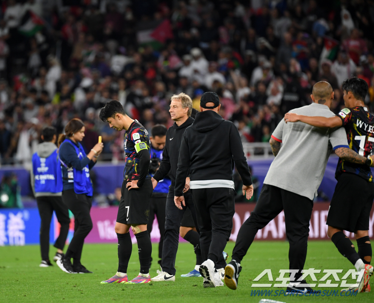벤투호는 김민재 없이 포르투갈 잡았다, 수비조차 '해줘 축구' 클린스만호…