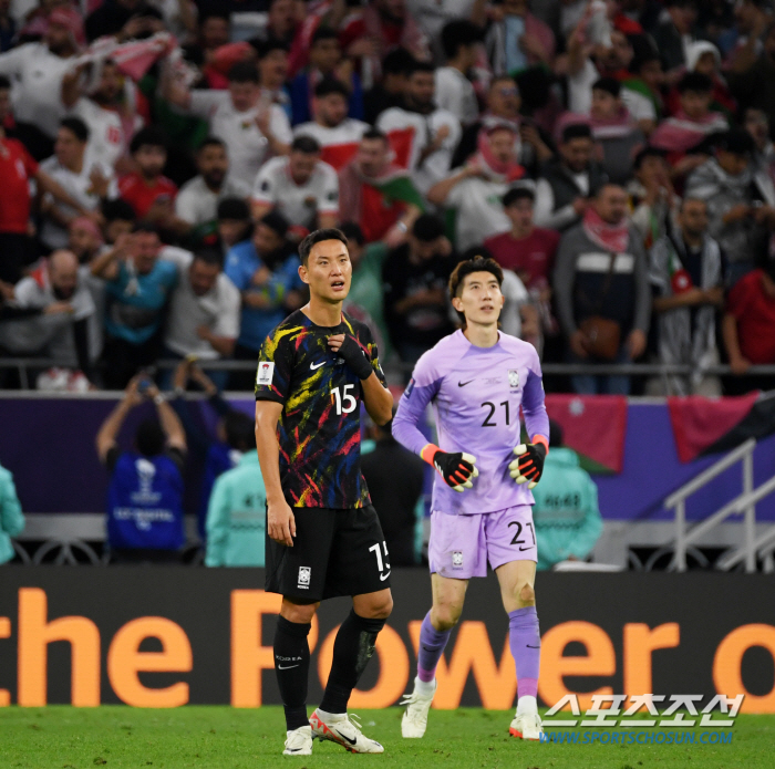 벤투호는 김민재 없이 포르투갈 잡았다, 수비조차 '해줘 축구' 클린스만호…