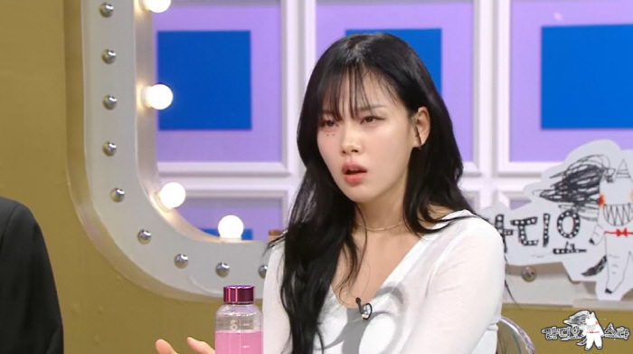 비비, 키스신 얼마나 오래 찍었나…"송중기가 최신 폰 사줬다"('라스')