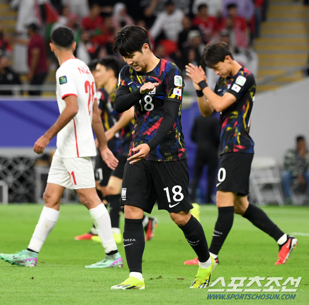 [김성원의 센터서클]'잃어버린 1년' 클린스만, '해줘 축구'의 허상…정…