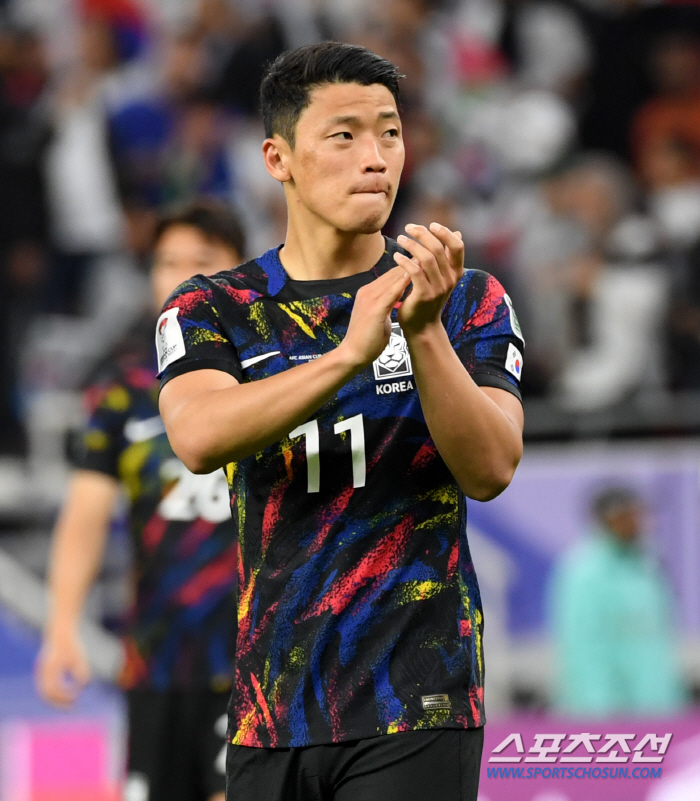 [카타르ON]'부상투혼' 황희찬 "힘 되지 못해 미안, 항상 이기는 축구…