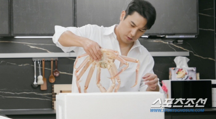 '트롯 신사' 장민호, 외모 보다 훈훈한 마음 씀씀이…"주변 잘 챙기기로…