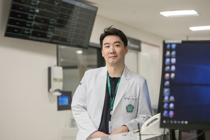 화상에 소주, 목에 걸린 가시에 맨밥?…절대 피해야