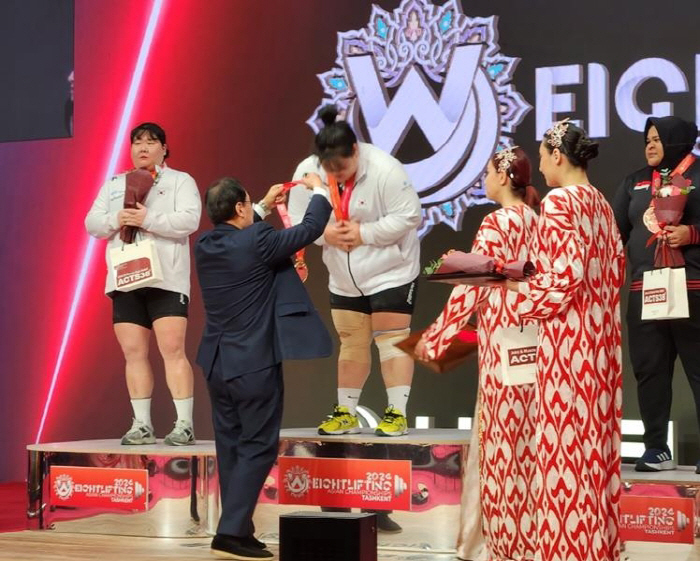 '포스트 장미란'박혜정,亞역도선수권 3관왕...女87㎏ 윤하제도 金!