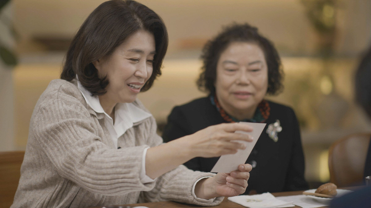 '국민엄마'가 보내는 용기와 위로…김미경, 설특집 다큐 '장녀들' 내레이…