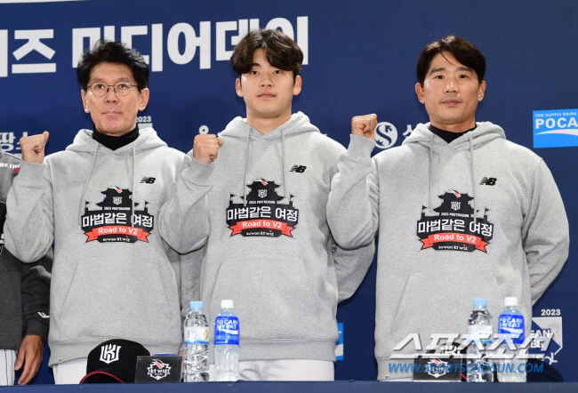 나이 40인데 캡틴에 주전, 은퇴에 관한 그의 솔직 고백 "이게 맞나 고…