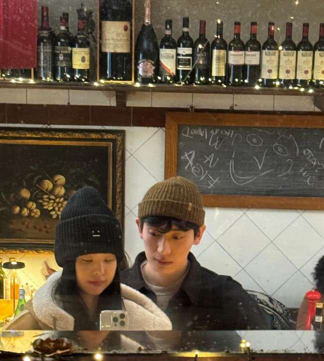 윤박♥김수빈 "온리 원"…신혼 6개월차 깨쏟아지는 명절 데이트