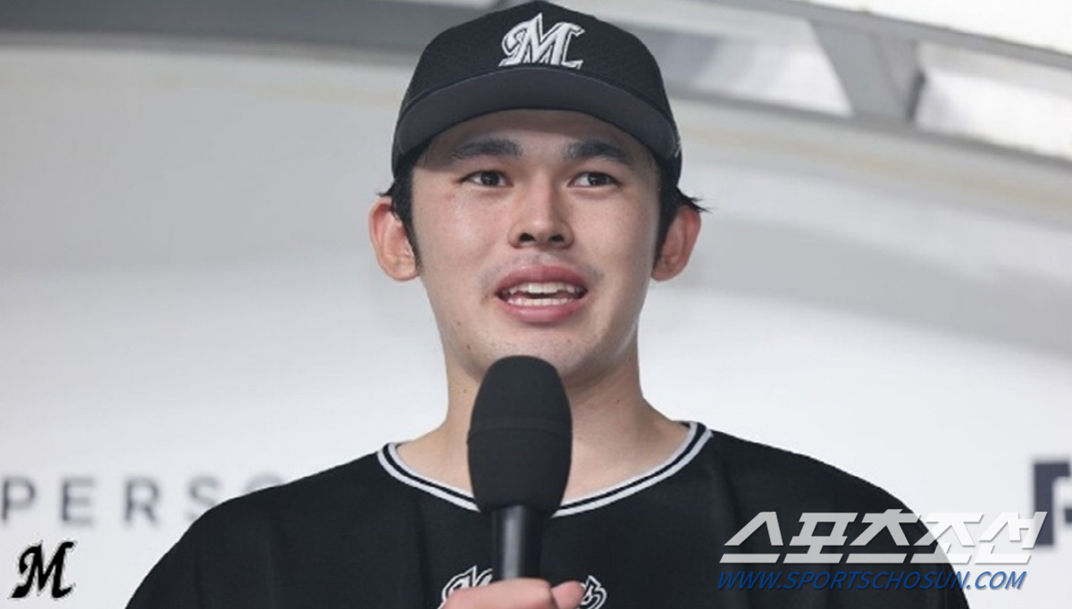 '괴물' 사사키 25일 한국 롯데전 첫 실전 등판, 요시이 감독 "선발로…