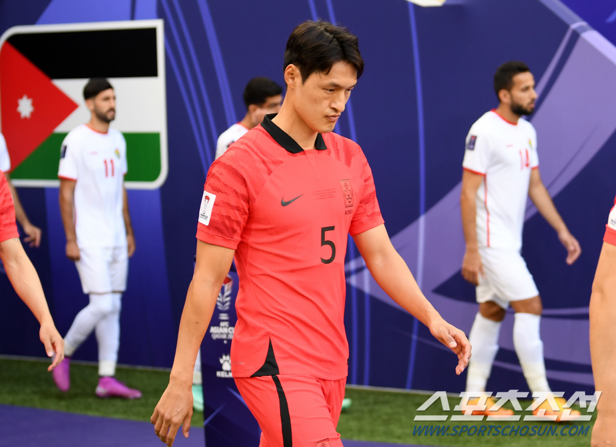 황인범 등 3명, 일본이 뽑은 '亞컵 최악의 11' 망신.. "시원하게 …