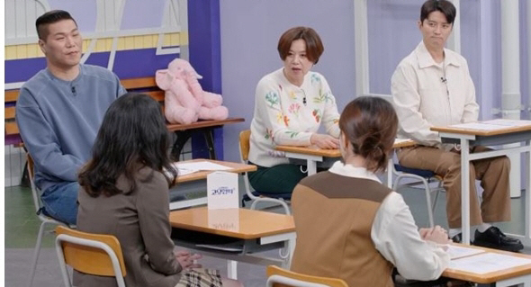 "임신하자 '돈 줄테니 아이 지우라'며 차단"…무책임 11세 연상男 "찾…