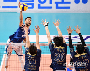 3G 연속 5세트. 결국 탈났다. 외국인 주포 없는 팀에 0대3 완패. 