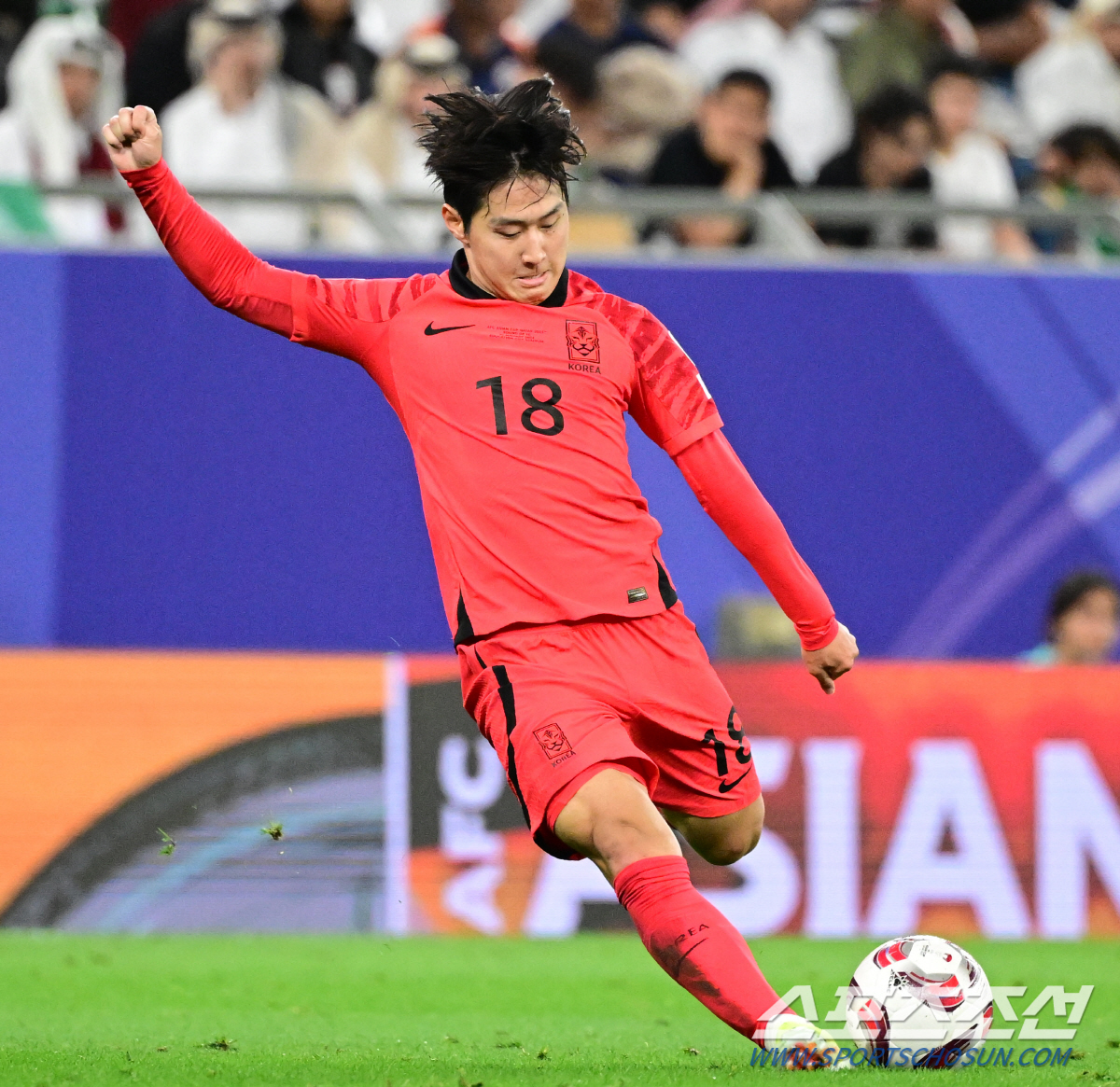 "이제는 한국 대표팀 중심" 이강인, 손흥민과 함께 亞컵 베스트11 선정…