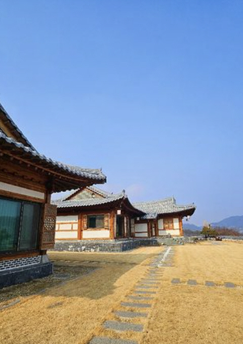 ‘사업가♥’ 한다감, 초호화 1천 평 한옥 대저택서 여유..민속촌인 줄