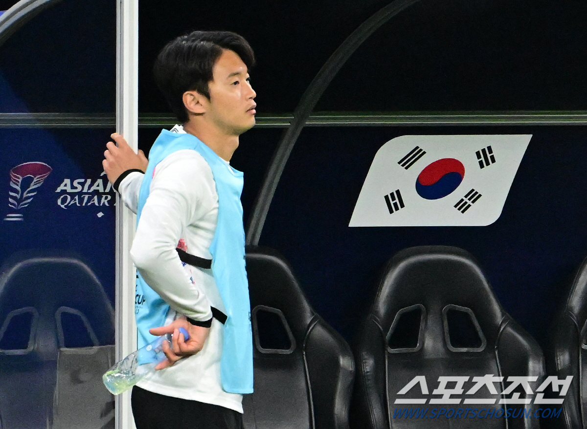 "쓰지 않을 선수 왜 데려갔나" 겨울 아시안컵 후폭풍에 시달리는 K리그,…