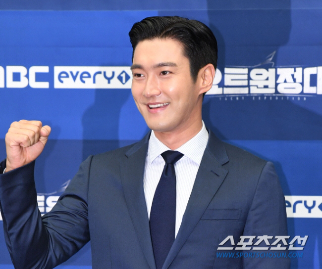 [SC이슈] "논란과 무관"..최시원도 반박한 '스캠 코인', 유튜버 줄…