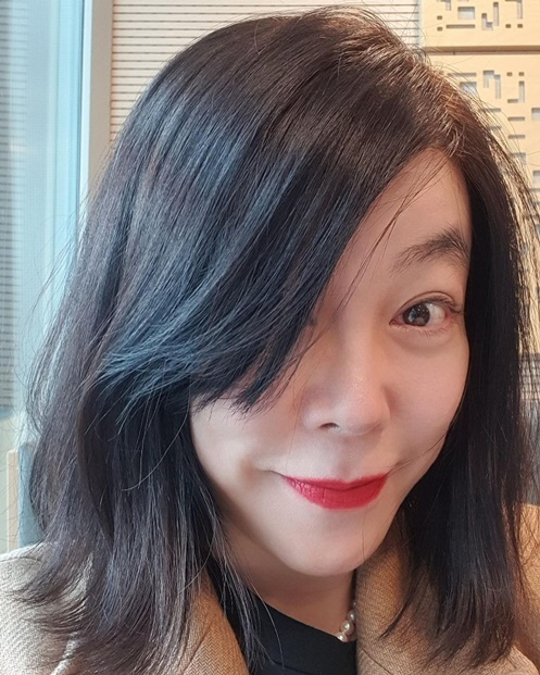 '63세' 최화정, 써마지 시술 효과? 머리숱+피부+동안美 '올타임 레전…