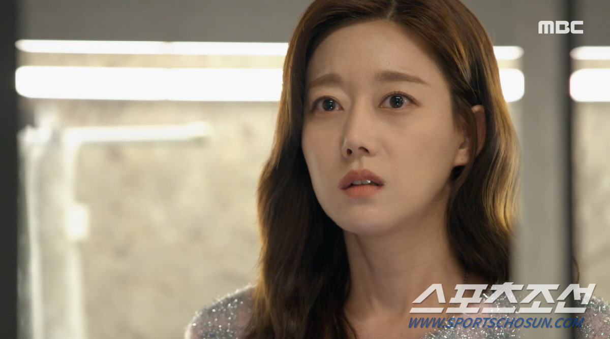 "일부러 침대에서 안해도 될 행동 했다는 건가요". 오세영, 오승아-윤선…