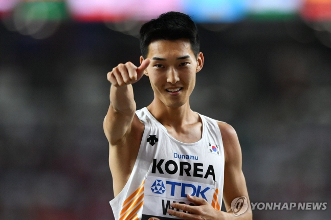 '2m37 도전은 계속' 우상혁, 슬로바키아 대회서 2ｍ32로 1위 '시…