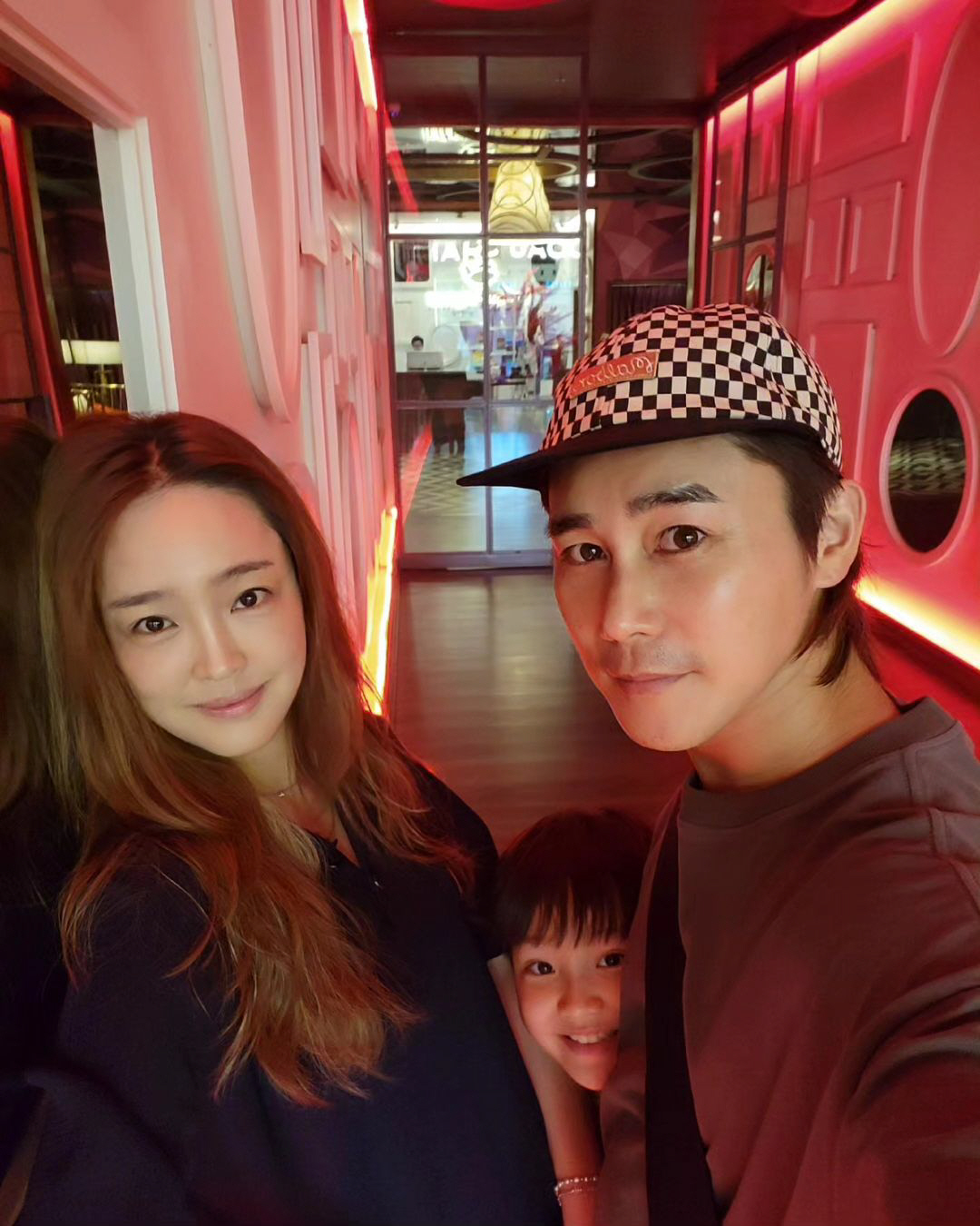 정태우, ♥승무원 아내+아이돌급 두子과 비주얼 파티..훈훈 베트남 여행