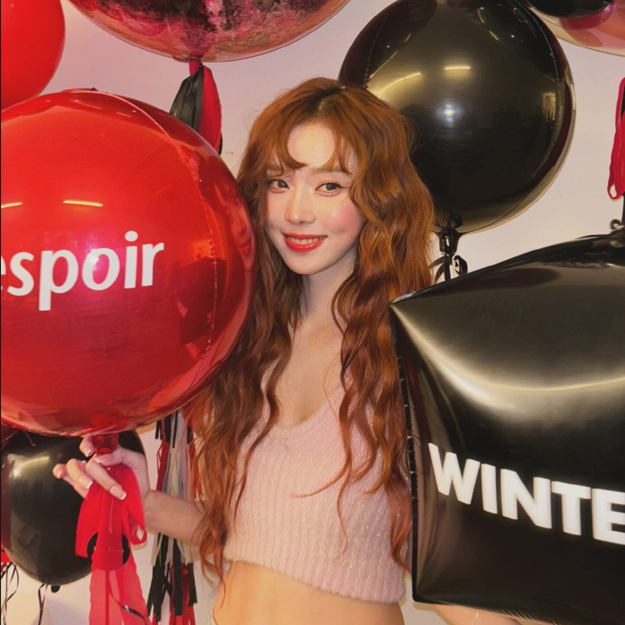 "봄을 왜 기다리냐, 윈터가 있는데"…에스파 윈터, 핑크女神 같은 비주얼…