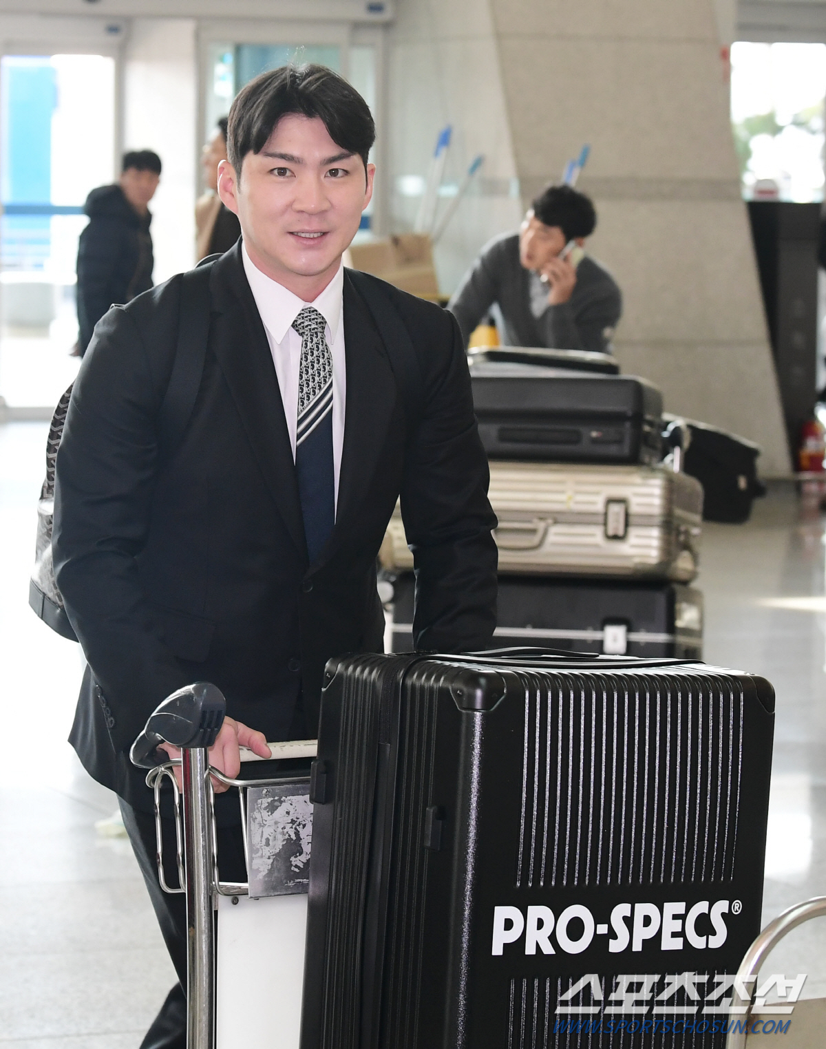 6년 연속 1000이닝 수비. 감독 "줄인다." vs 124억 FA "1…