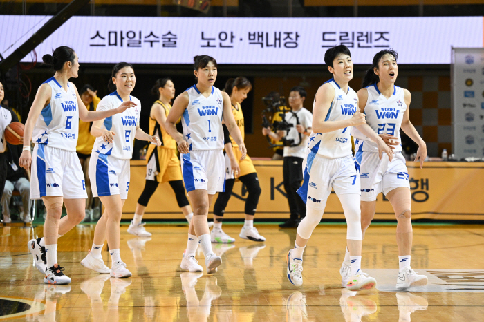 [현장분석] 미리보는 4강. 우리은행 78대71 승리. 명품 에이스 대결. 김단비는 완벽한 승부사였고, 키아나는 불꽃슈터였다