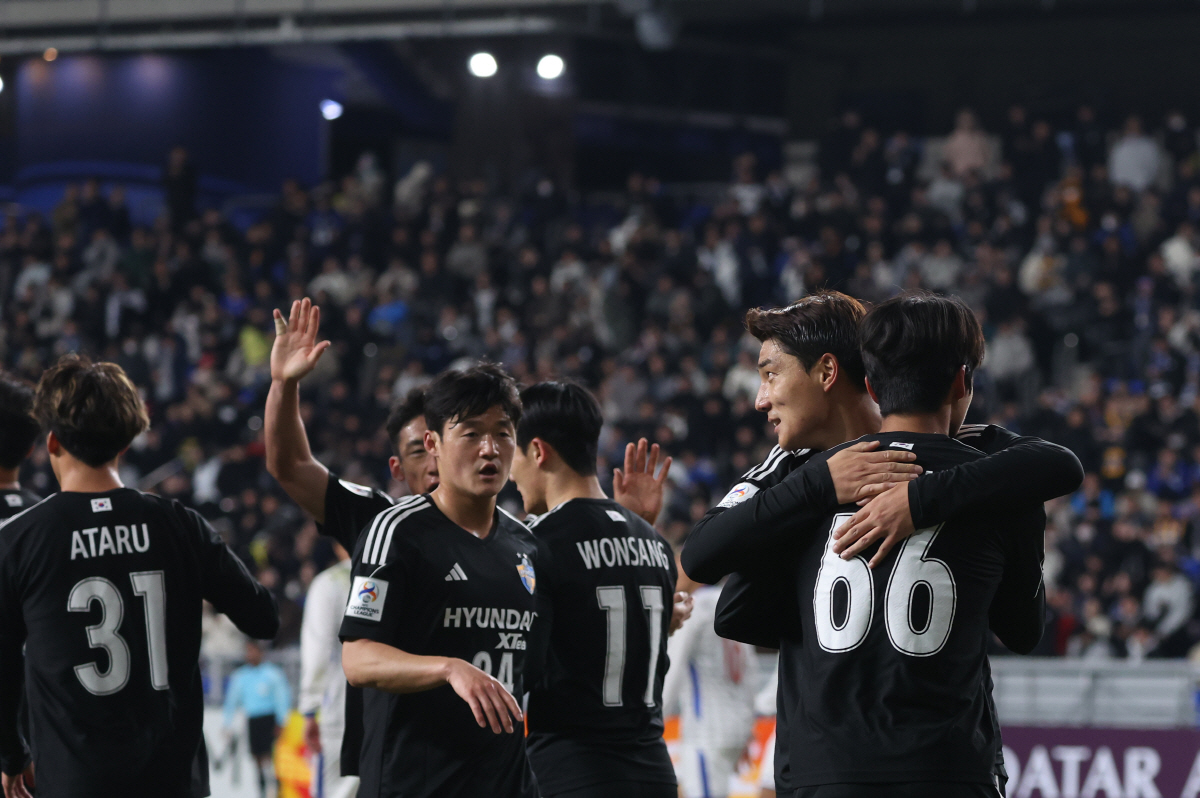 [현장인터뷰]이강인 '막내 라인' 설영우 "할 수 있는 말 없지만 축구 …