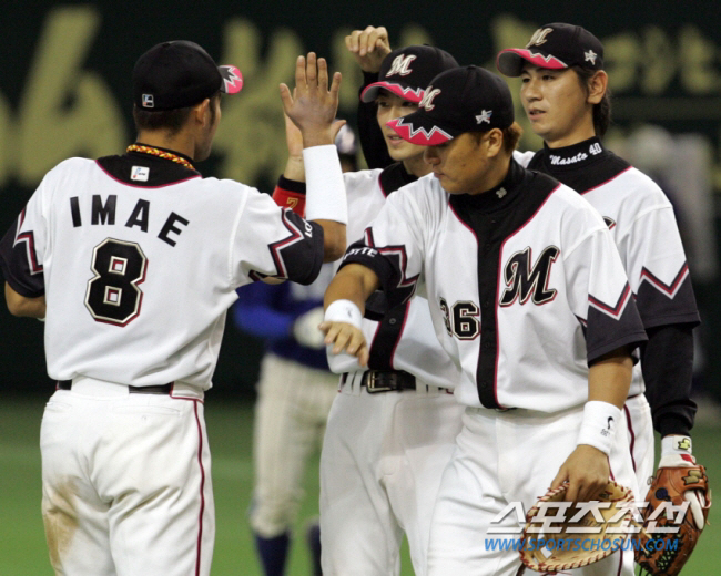 유격수 출신 3루수, 2006년 WBC 대표, 2019년 은퇴, 이적팀에서 내부 승진…1980년대 생 이범호-이마에 감독 데칼코마니 야구인생