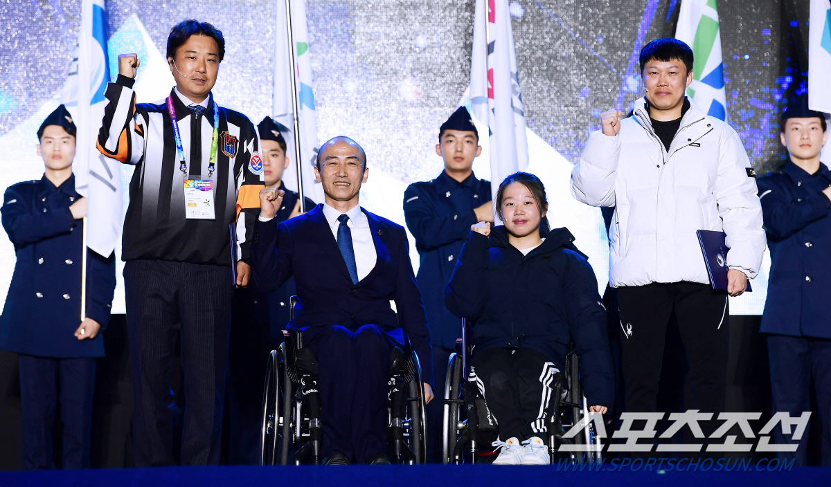 "끊임없는 도전,함께하는 우리" 장애인동계체전 개막...21일까지 뜨거운…