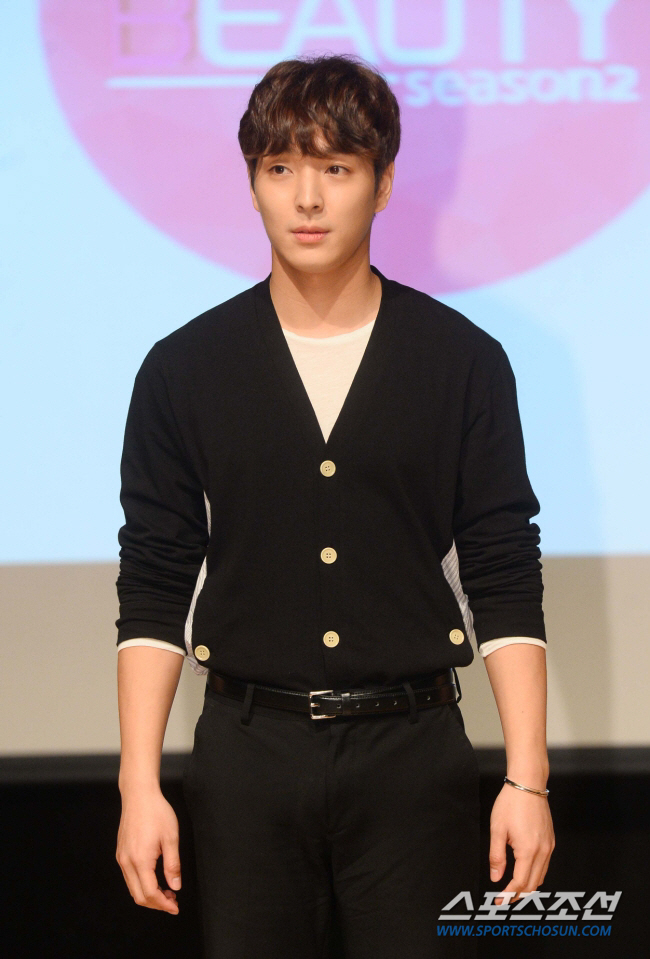 "韓 퇴출→해외팬" 다음 타자 정준영? 박유천→최종훈 '뻔뻔한 우회 복귀…