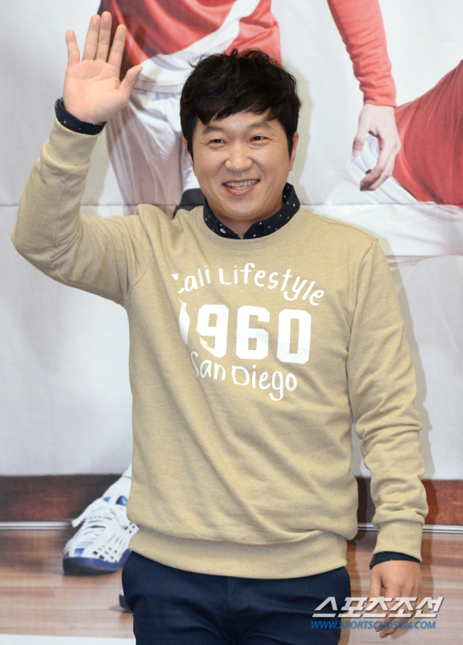 정형돈 "불안장애 극복 후 8개월만 복귀, 극심한 긴장에 혼자 비상구서 …