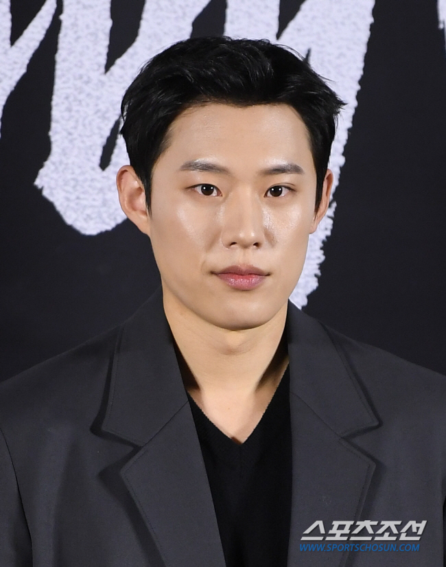 [단독] 변요한 아닌 김성철..영화 '파과' 주인공 됐다
