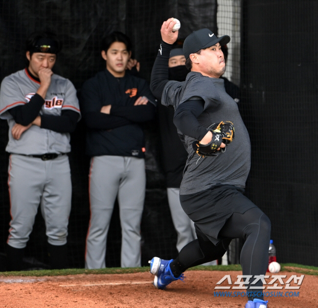 '4+2년 152억' 역대최고는 무조건 깨진다..한화 복귀 급물살, 류현…